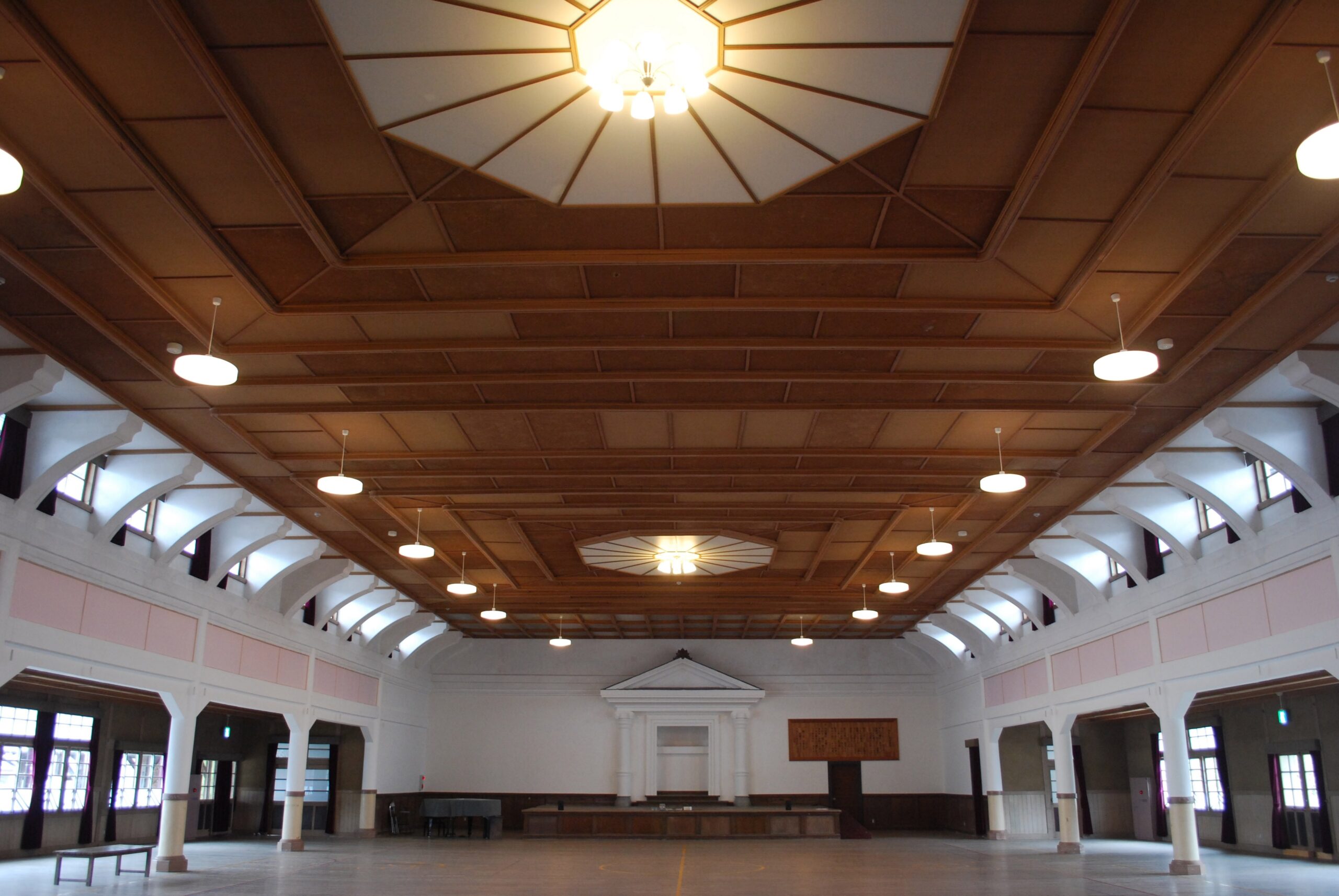 歴史的文化価値のある木造建築物を活かすシンポジウム